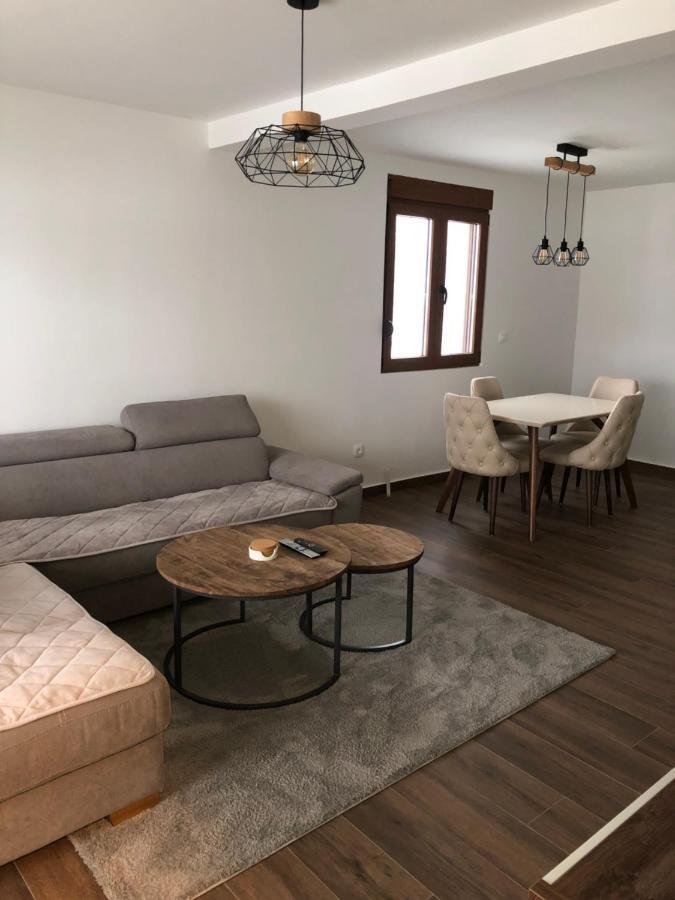 מויקובאץ Guest House Elena מראה חיצוני תמונה